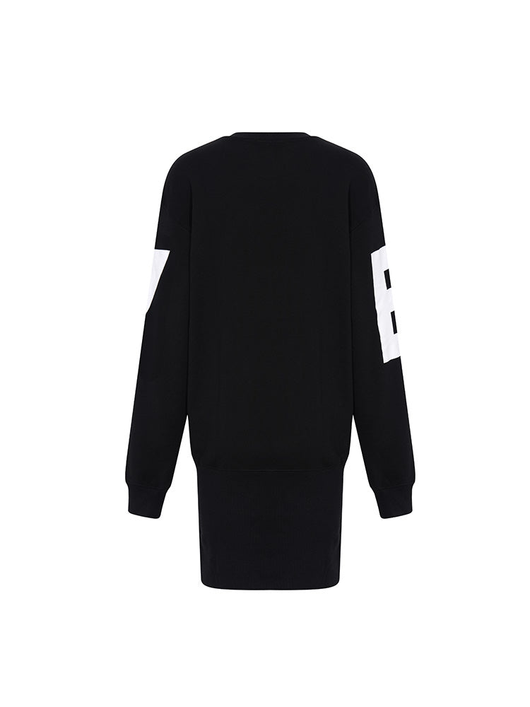 Graphic Long Sleeve Oversized Sweatshirt